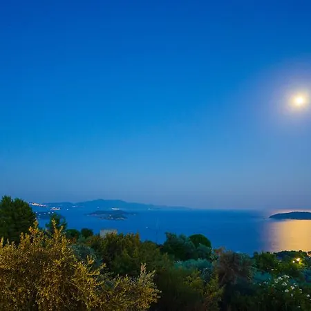 Azure Skiathos stad